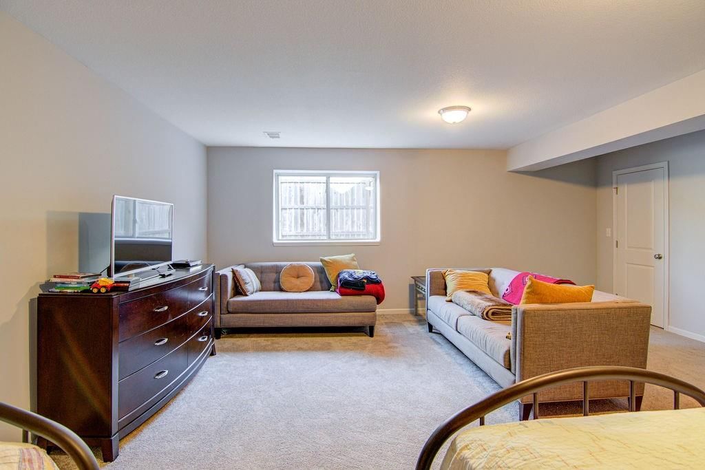 9404 N Genessee Street — photo 32
