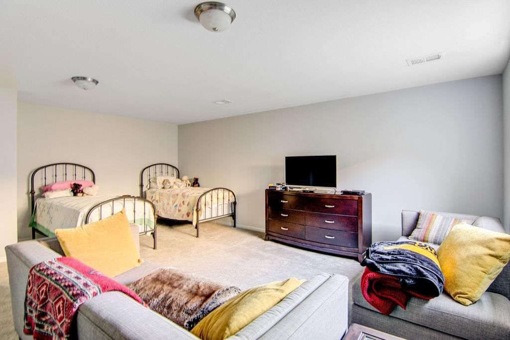 9404 N Genessee Street — photo 33