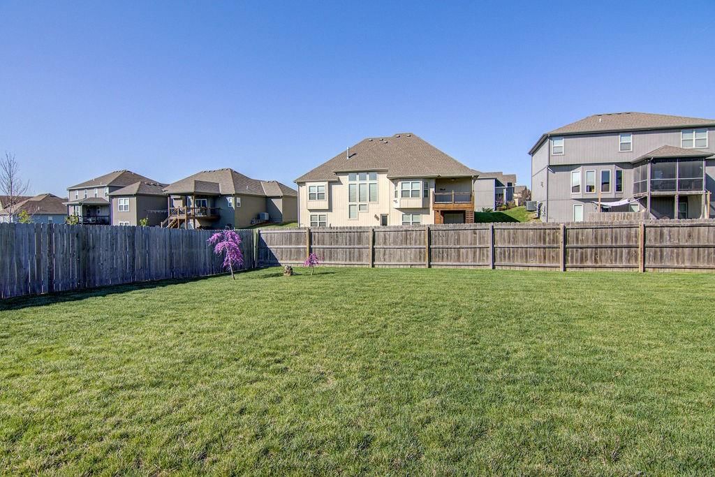 9404 N Genessee Street — photo 37