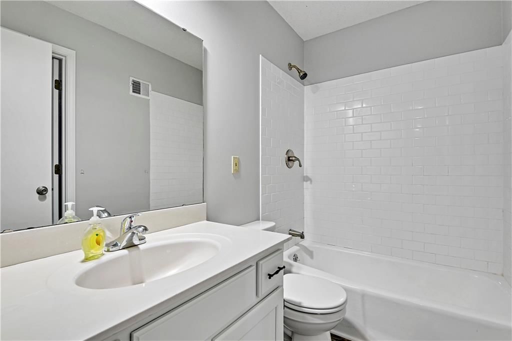 14924-14926 Riggs Street — photo 12