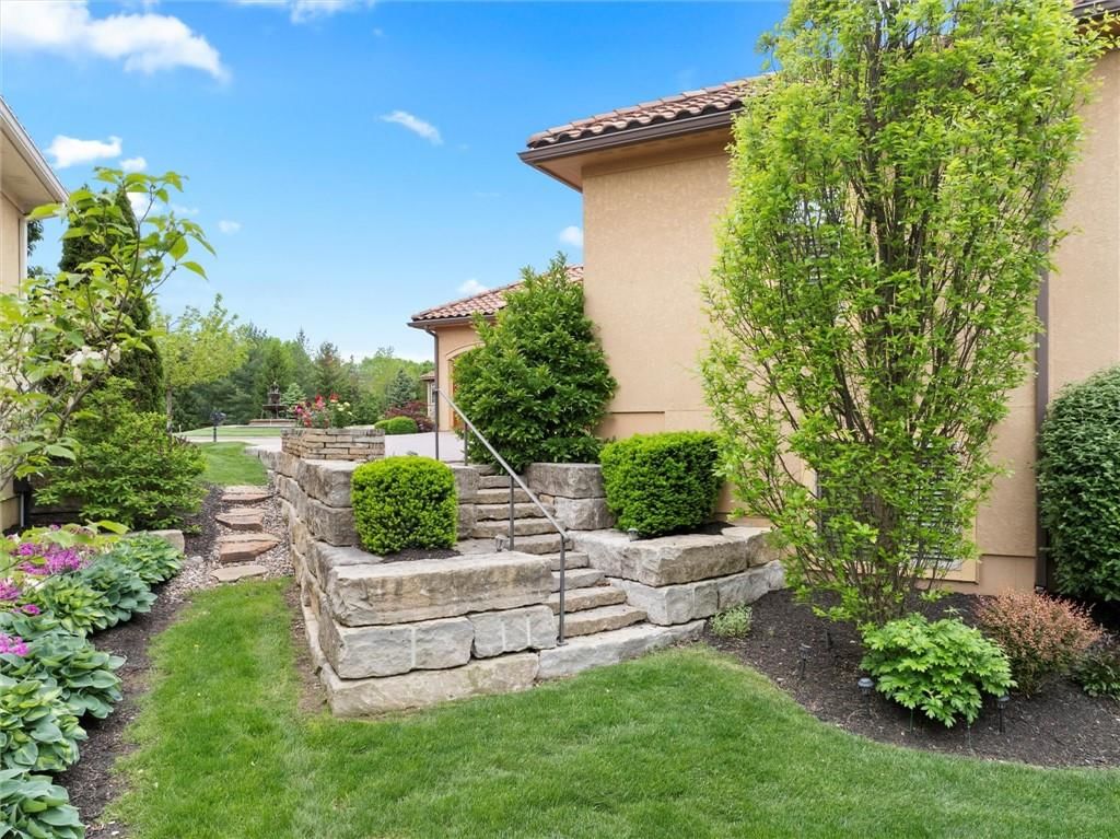 3314 W 137 Street — photo 47