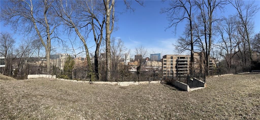 606 W 49th Terrace — photo 5