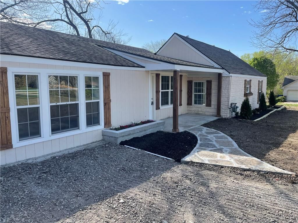 8149 Ditzler Avenue — photo 1