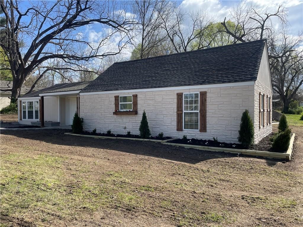 8149 Ditzler Avenue — photo 4