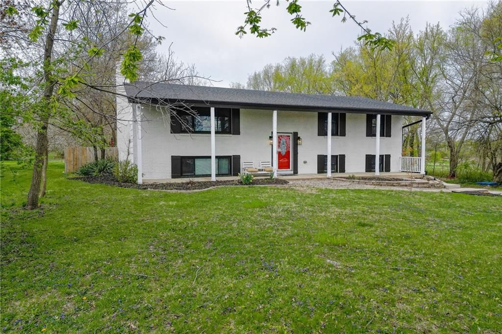 Photo 1 of 54 - 16880 S RIDGEVIEW Road