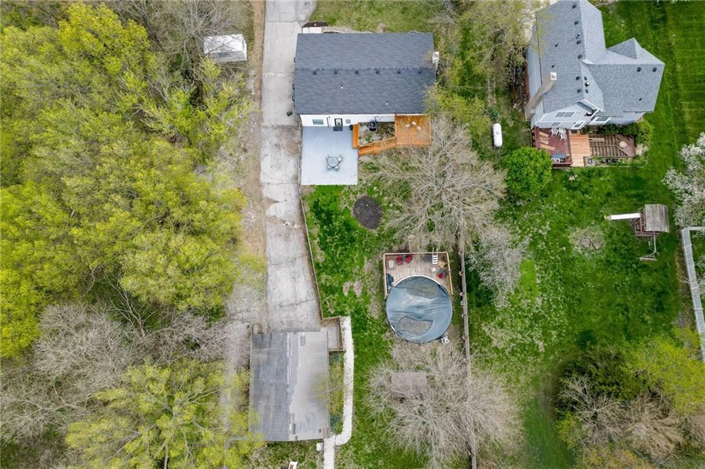 Photo 8 of 54 - 16880 S RIDGEVIEW Road