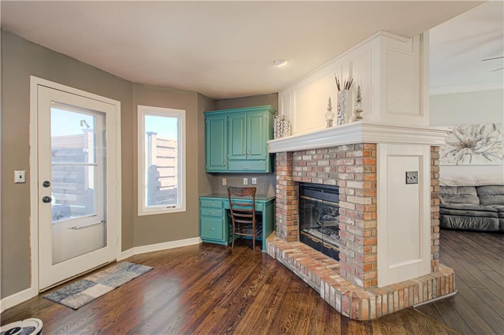 1004 NW Springdale Street — photo 11