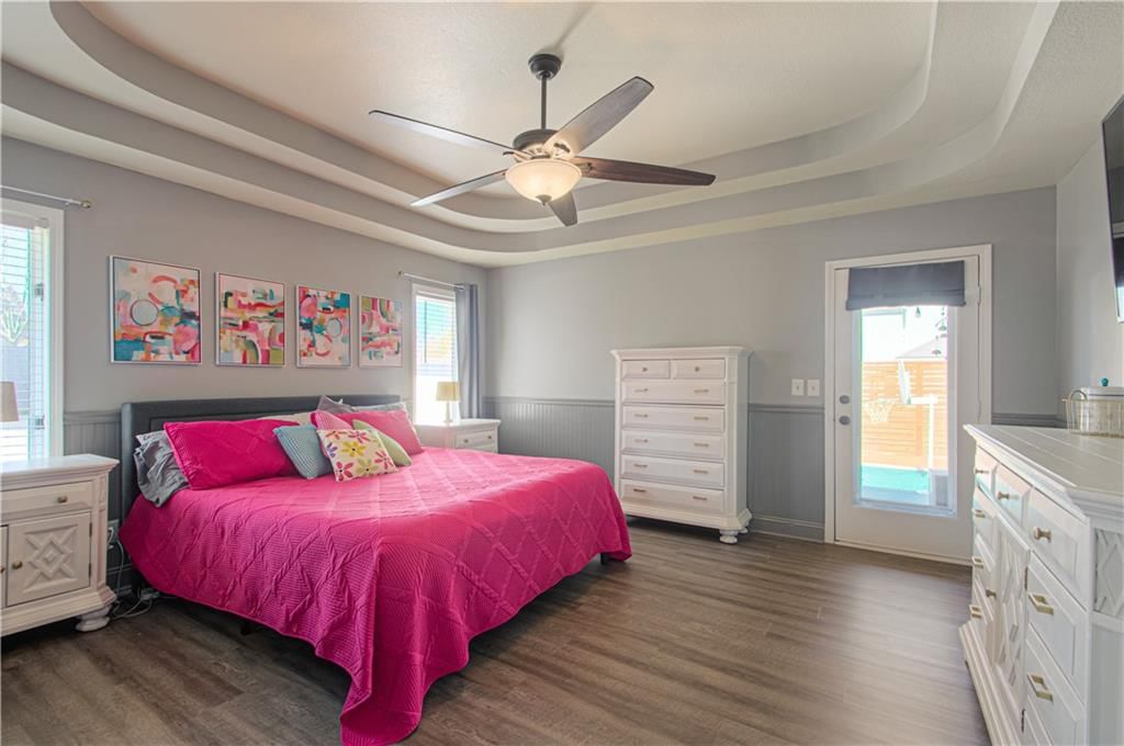 1004 NW Springdale Street — photo 16