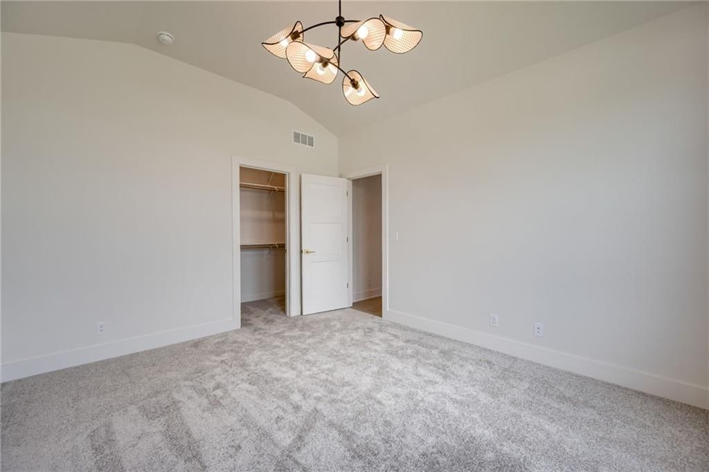 Photo 8 of 57 - 16423 Ingalls Street