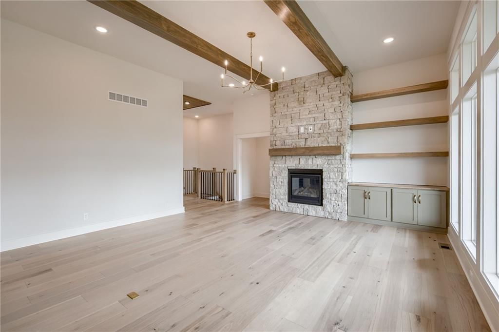 Photo 10 of 57 - 16423 Ingalls Street