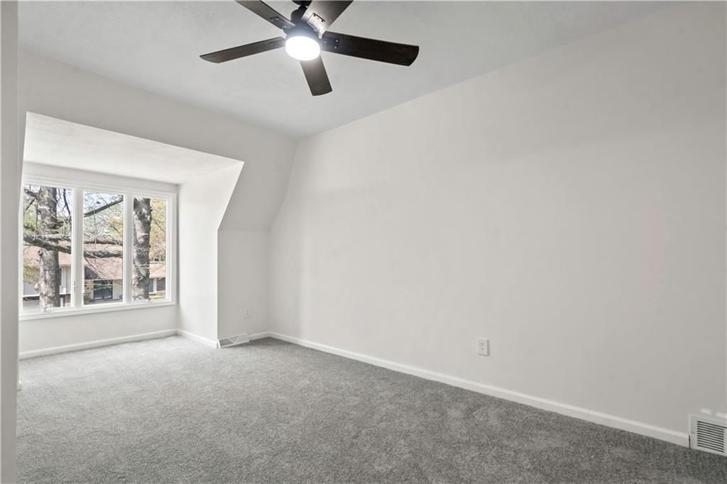510 E 129th Terrace — photo 40