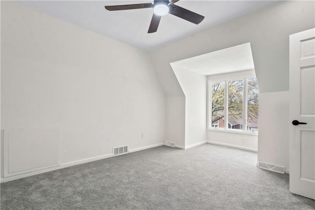 510 E 129th Terrace — photo 45