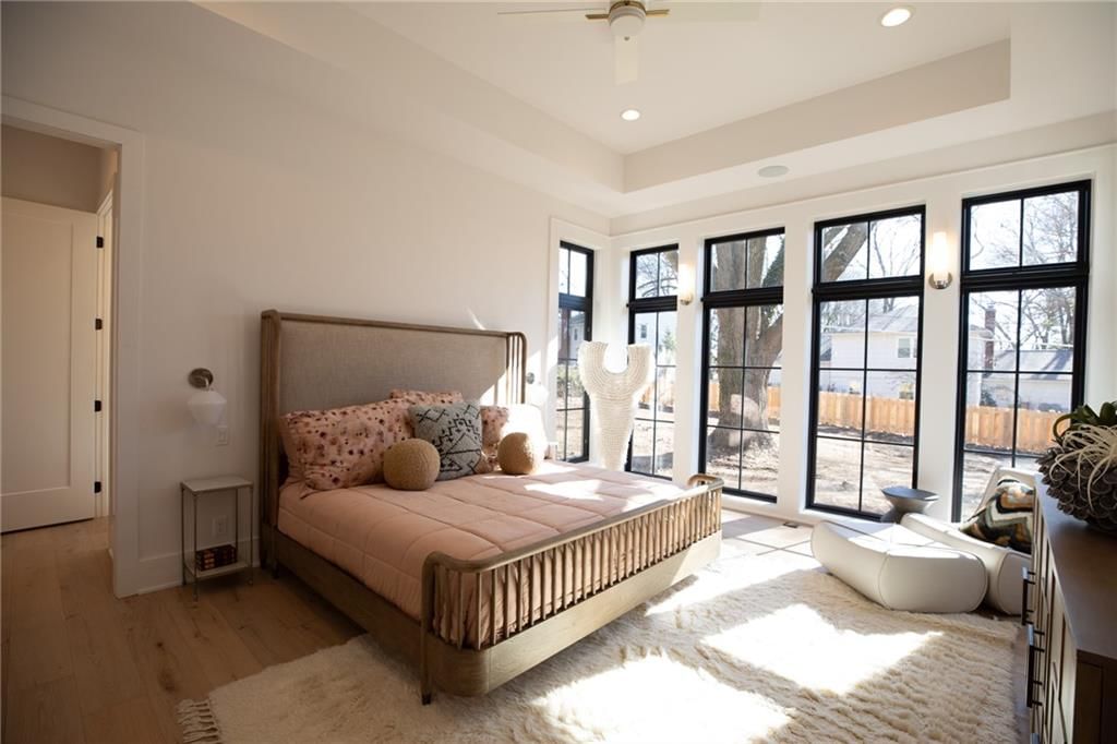 2815 W 82nd Street — photo 23