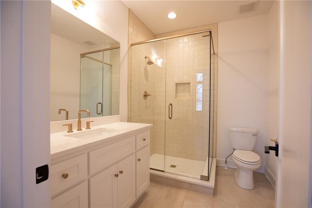 2815 W 82nd Street — photo 35