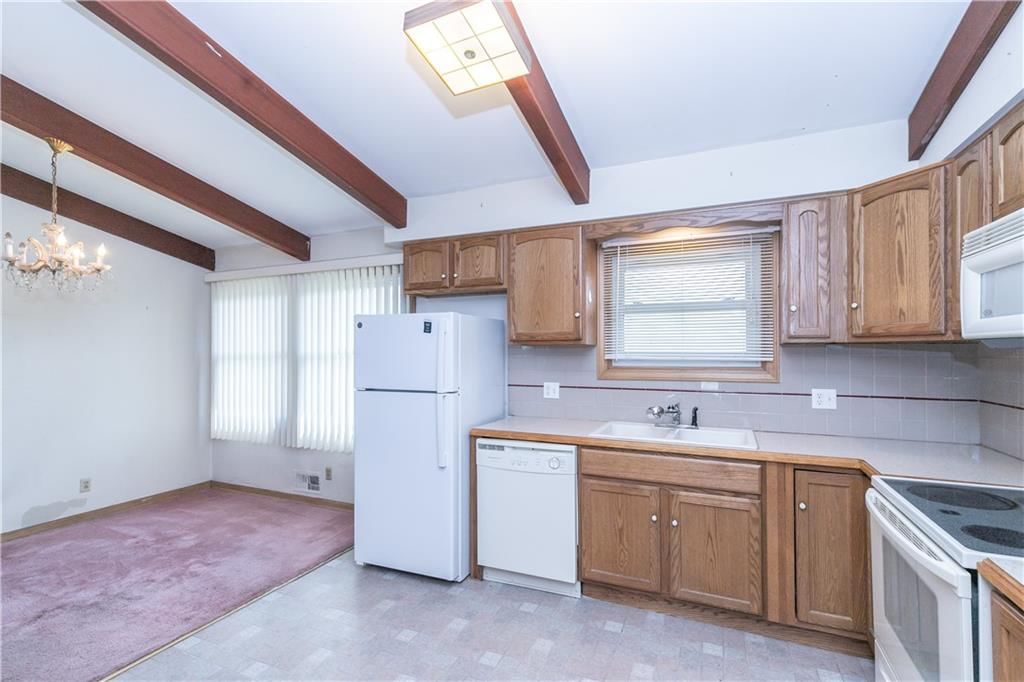 6401 N Highland Avenue — photo 7