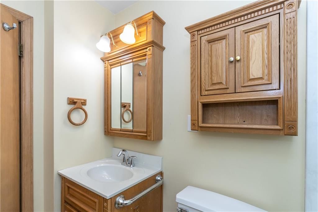 6401 N Highland Avenue — photo 10