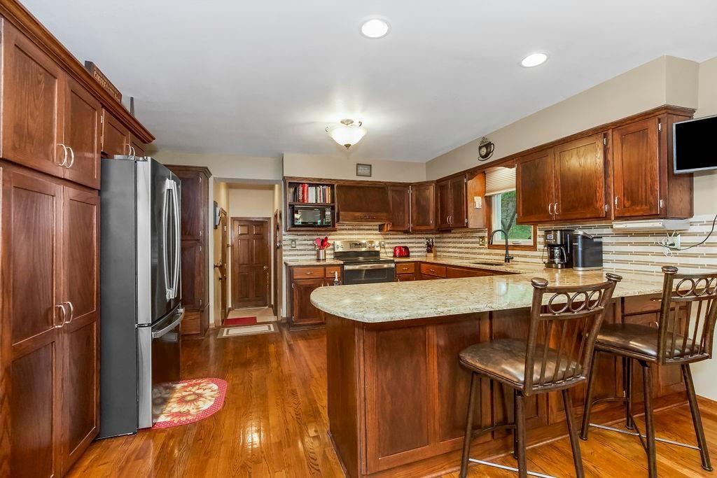 6721 Vahalla Drive — photo 9