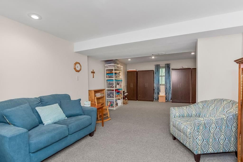 6721 Vahalla Drive — photo 25