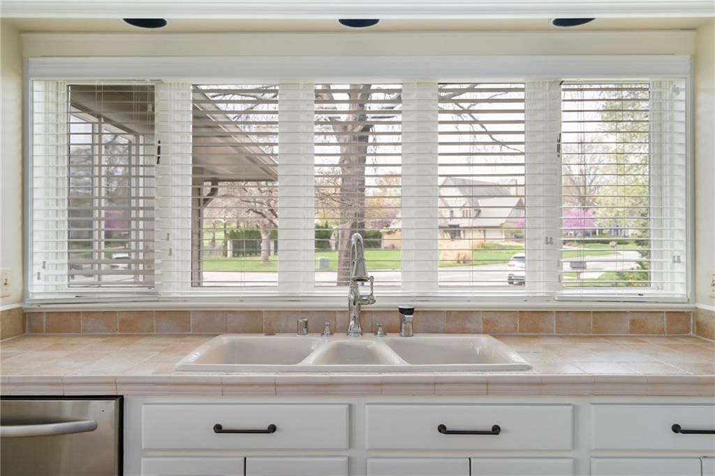 3604 Quail Creek Court — photo 8