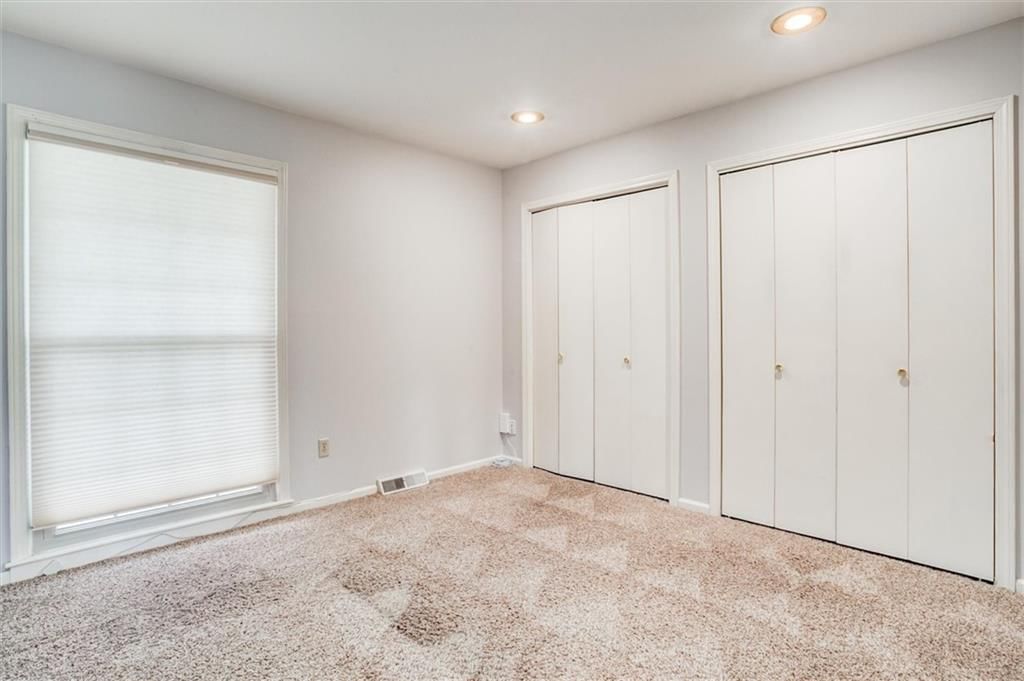 8192 N Kirkwood Avenue — photo 11