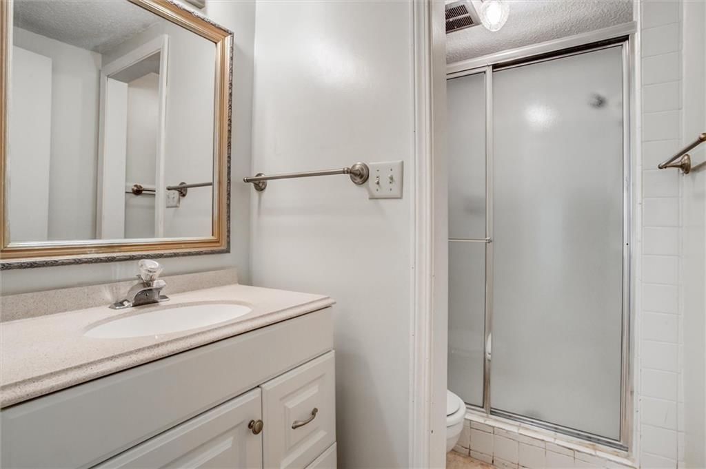 8192 N Kirkwood Avenue — photo 27