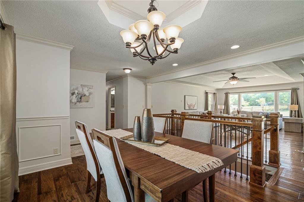 9015 Craig Drive — photo 4