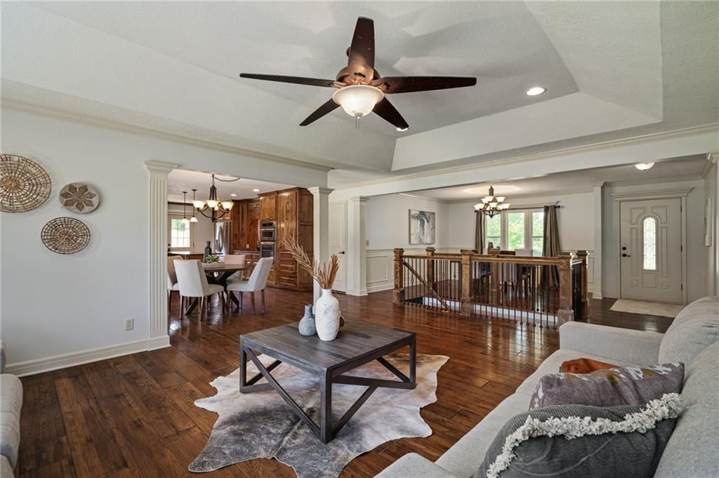 9015 Craig Drive — photo 5