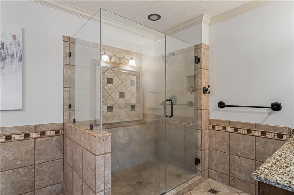 9015 Craig Drive — photo 15