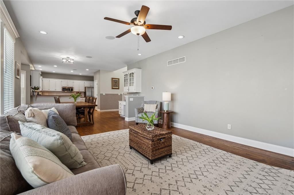 908 NE 101st Terrace — photo 11