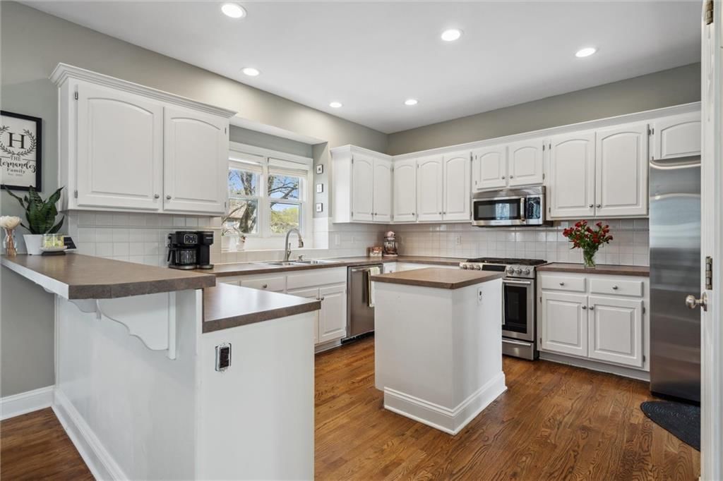 908 NE 101st Terrace — photo 14