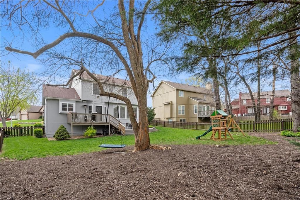 908 NE 101st Terrace — photo 35