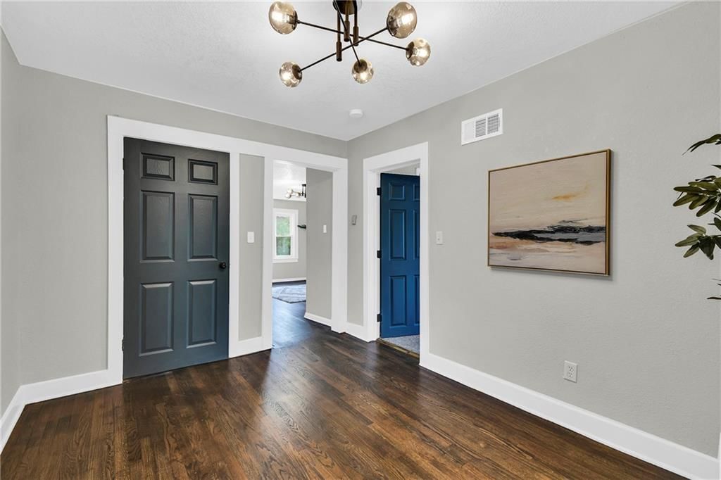 10010 E 38th Terrace — photo 15