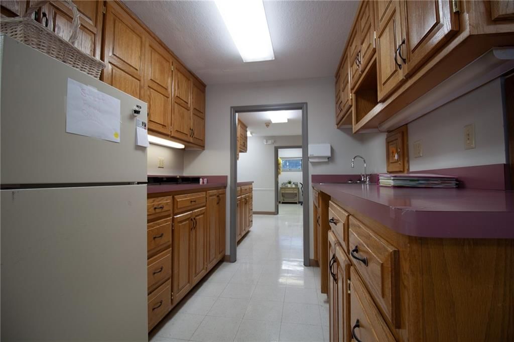 1006 N Jesse James Road — photo 11