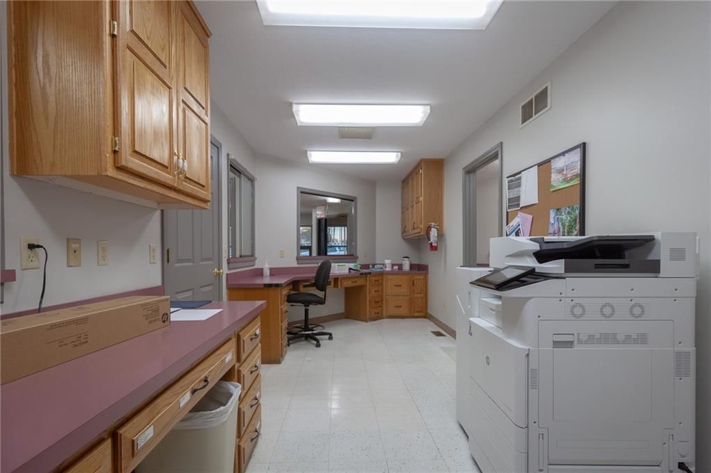 1006 N Jesse James Road — photo 12