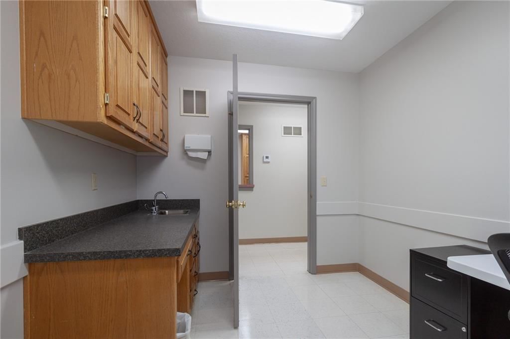 1006 N Jesse James Road — photo 14