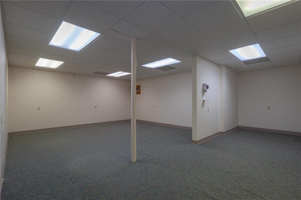 1006 N Jesse James Road — photo 17