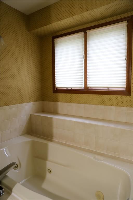 1203 E Quincy Street — photo 39