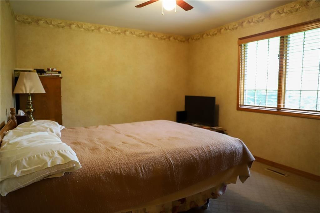 1203 E Quincy Street — photo 40