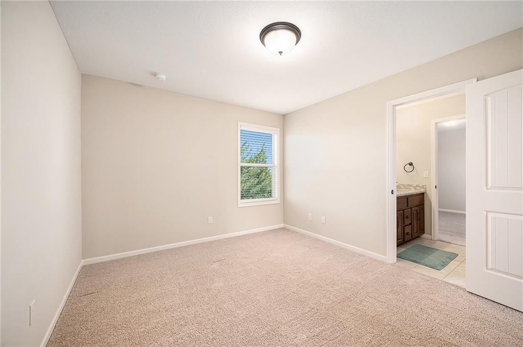 9002 W 165th Terrace — photo 24