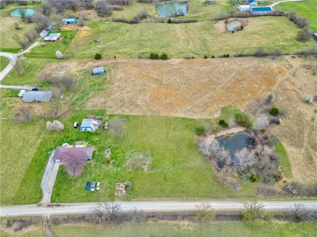 5163 Newton Road — photo 32