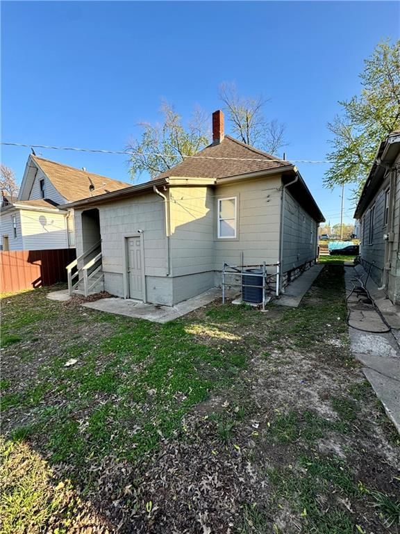 1414 Armstrong Street — photo 15