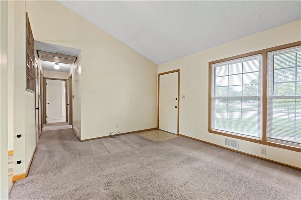 1309 S Skyline Drive — photo 7