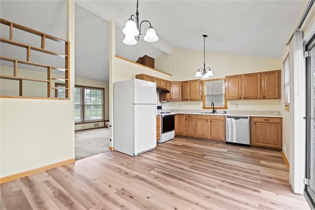 1309 S Skyline Drive — photo 10