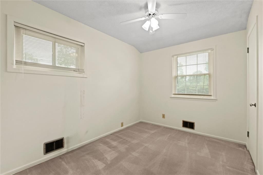 1309 S Skyline Drive — photo 15
