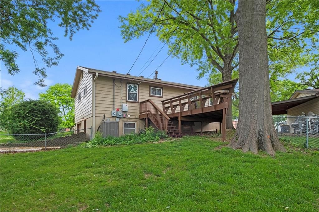 1309 S Skyline Drive — photo 26