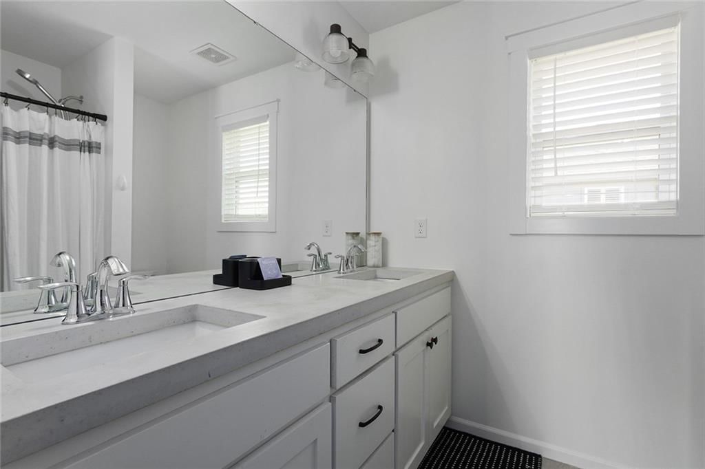 1837 SW Napa Valley Drive — photo 23