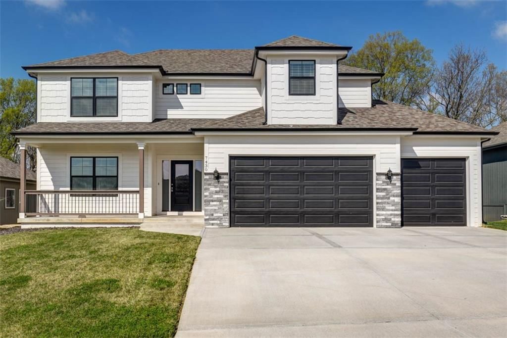 7430 N Lamar Drive — photo 1