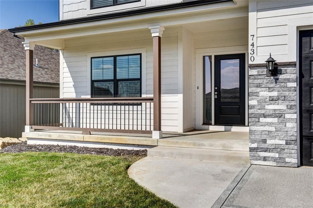 7430 N Lamar Drive — photo 2