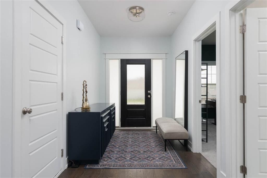 7430 N Lamar Drive — photo 3