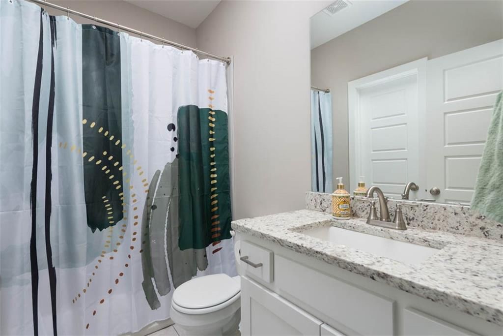 7430 N Lamar Drive — photo 6
